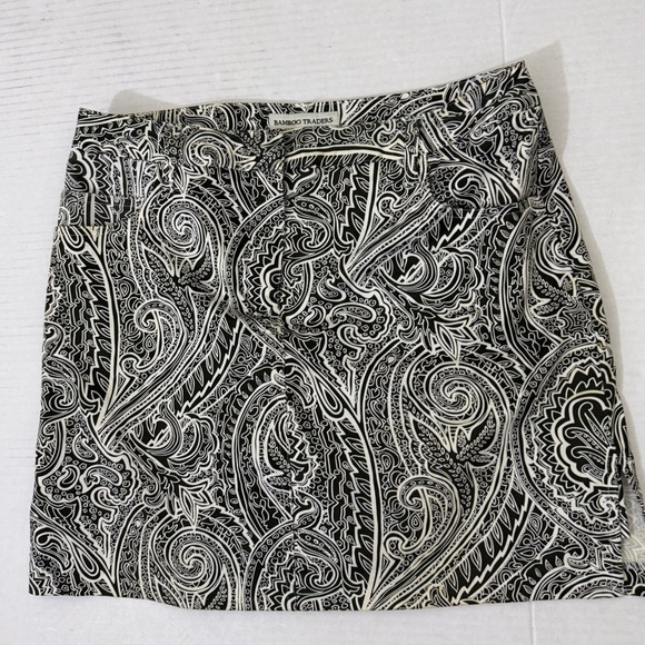Bamboo Traders Black and White Paisley Skort - Picture 1 of 9